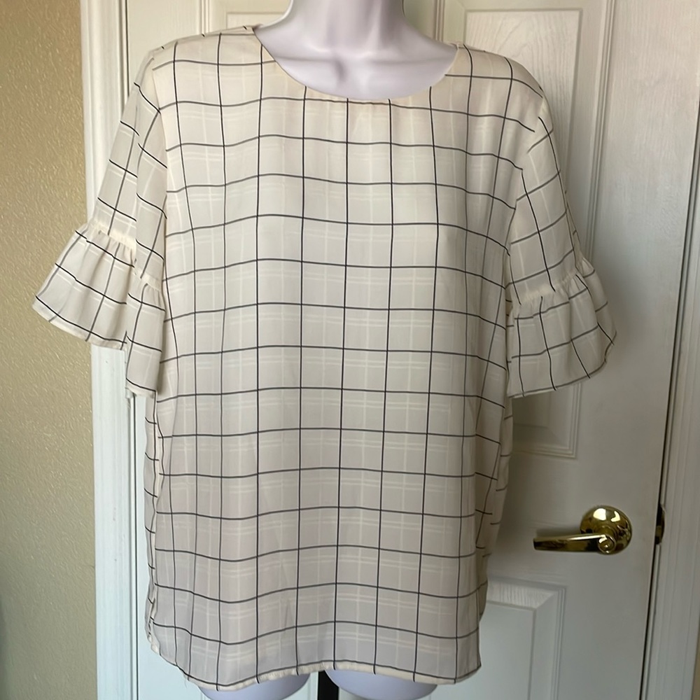 LOFT size S plaid pattern blouse top